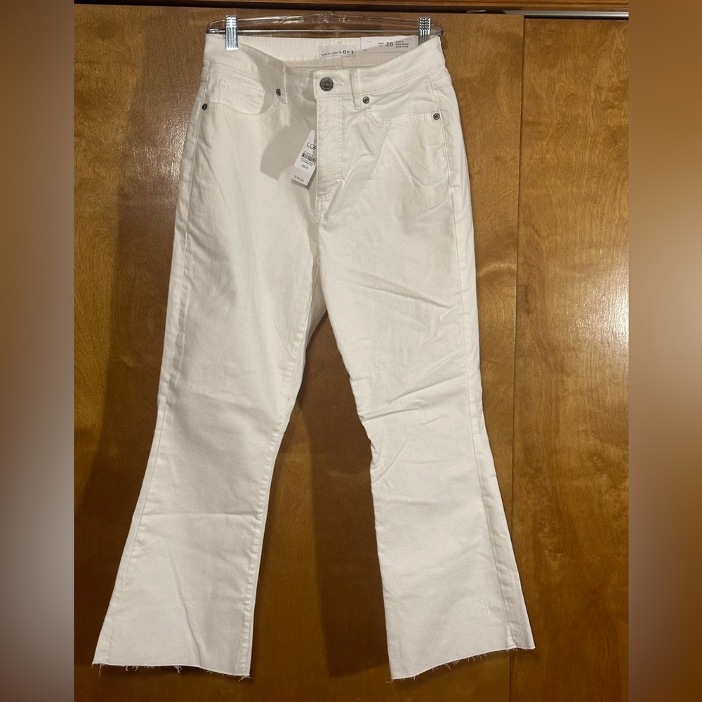 White High waist crop jeans from LOFT